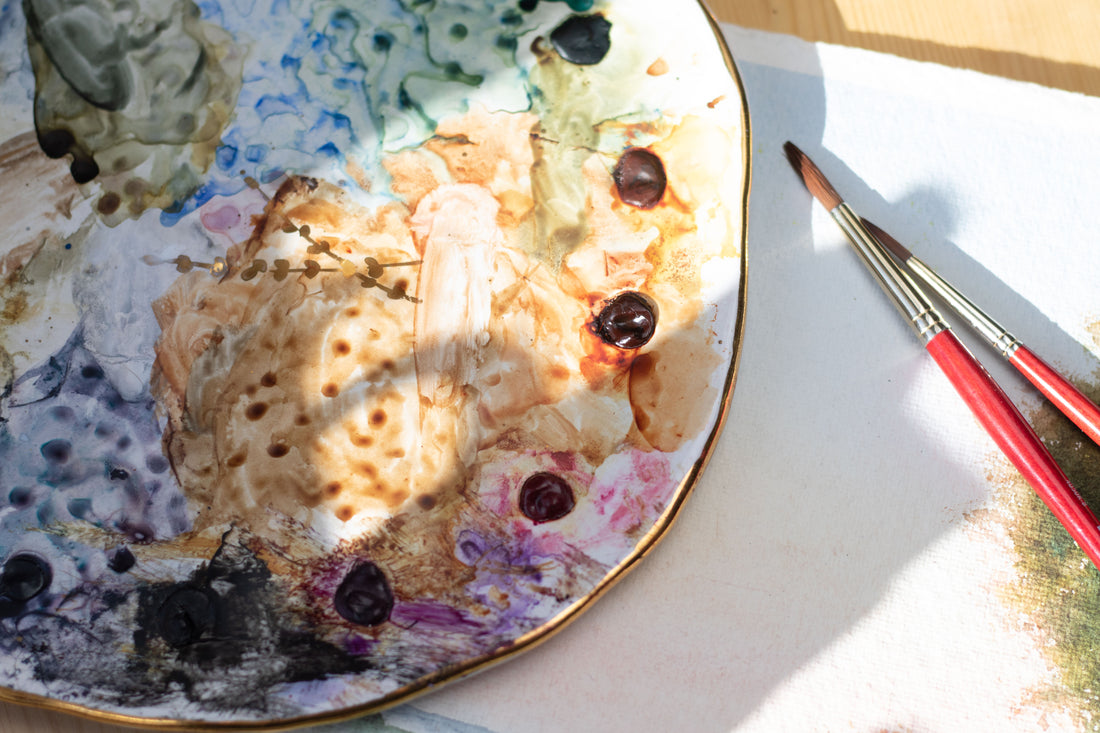 Handmade Ceramic Artists Palette - Customizable Painting Palette with Gold Detailing